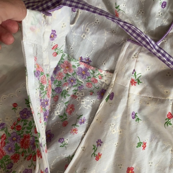 *VINTAGE DRESS* - Picture 5 of 5